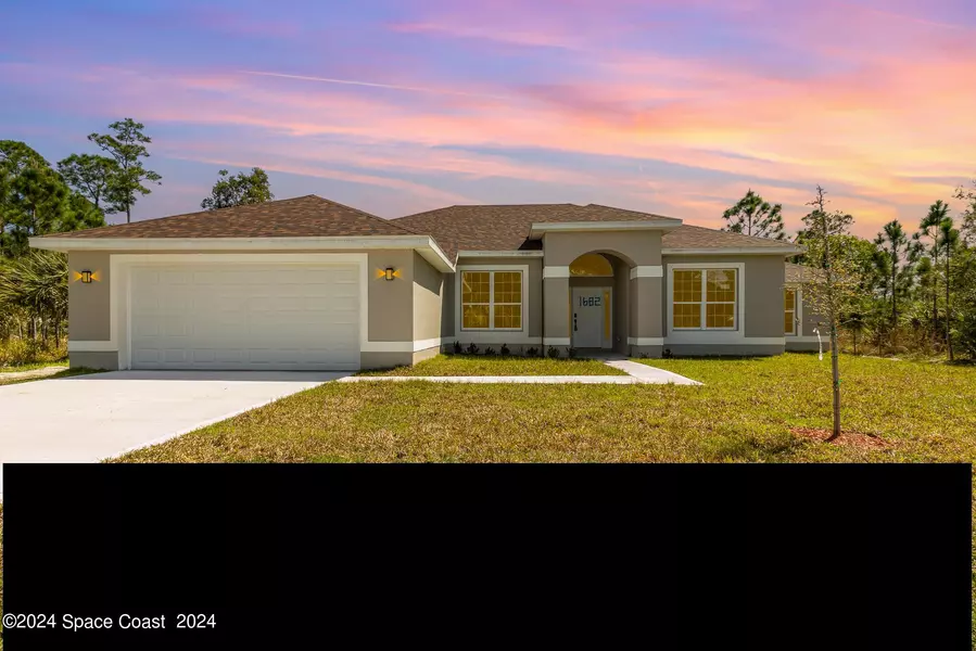 1682 Weiman SE, Palm Bay, FL 32909