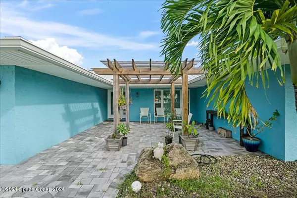 Melbourne Beach, FL 32951,408 Riverview LN