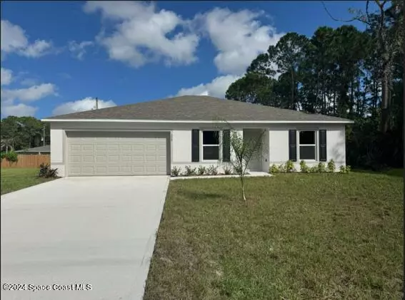 209 Deeyan AVE NW, Palm Bay, FL 32907