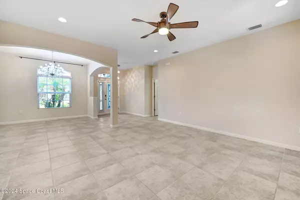 Palm Bay, FL 32909,675 Easton Forest CIR SE