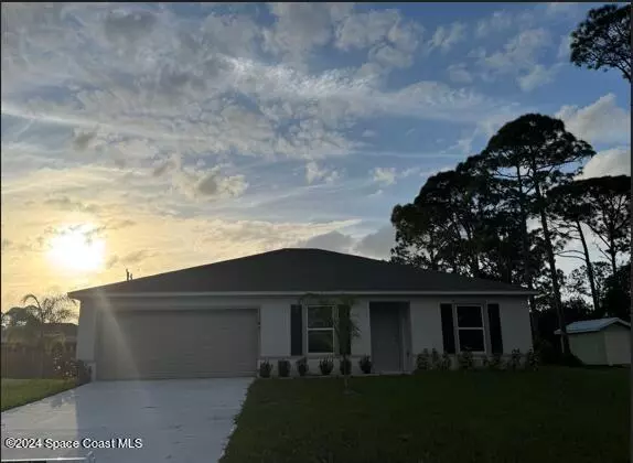 1360 Vancouver AVE SE, Palm Bay, FL 32909