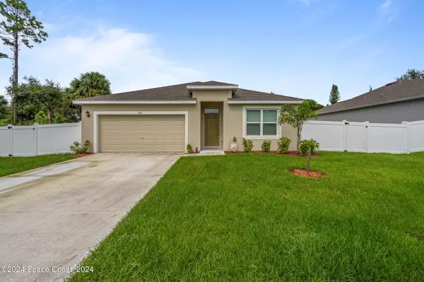 1061 Emerald RD SE, Palm Bay, FL 32909