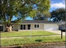 902 Beaverdale LN, Rockledge, FL 32955