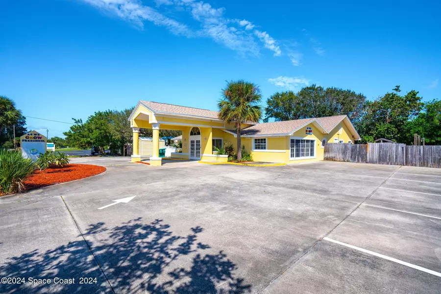 308 Orange ST, Melbourne Beach, FL 32951