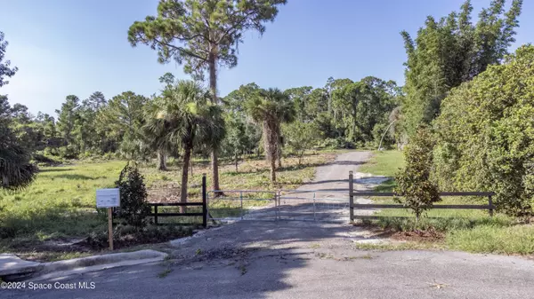 Titusville, FL 32796,00 Spangler LN