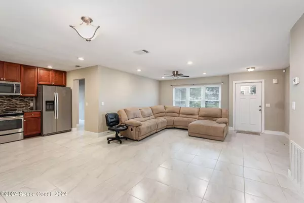 Palm Bay, FL 32905,1564 Satinwood CT NE