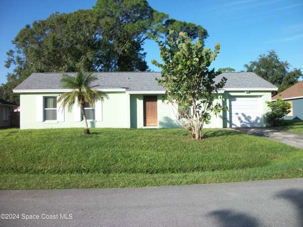 276 Avens RD NE, Palm Bay, FL 32907