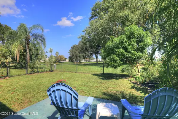 Barefoot Bay, FL 32976,1254 Waterway DR