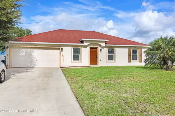 3086 Langmaid AVE SE, Palm Bay, FL 32909