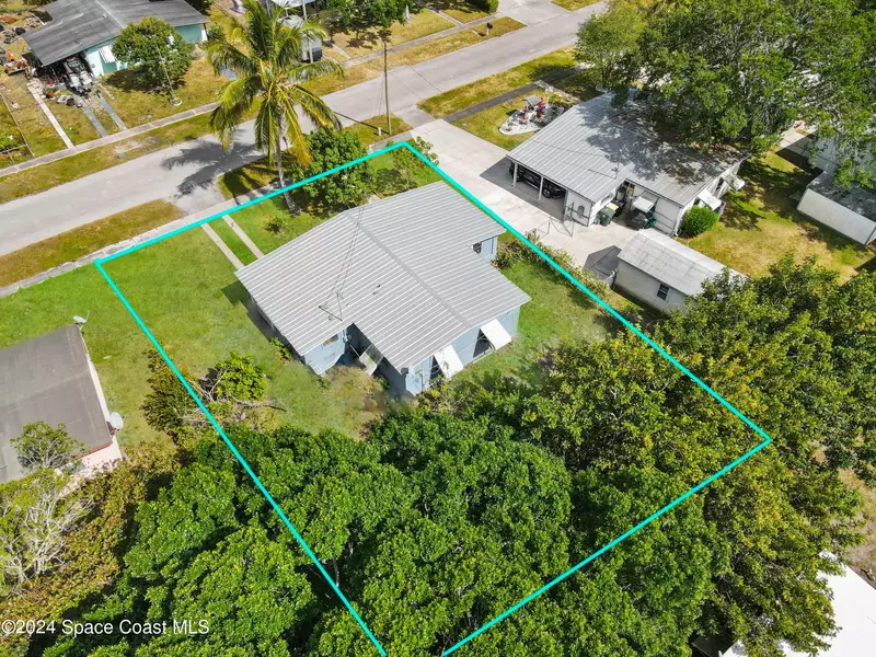 2107 Golfview Court, Ft. Pierce, FL 34950