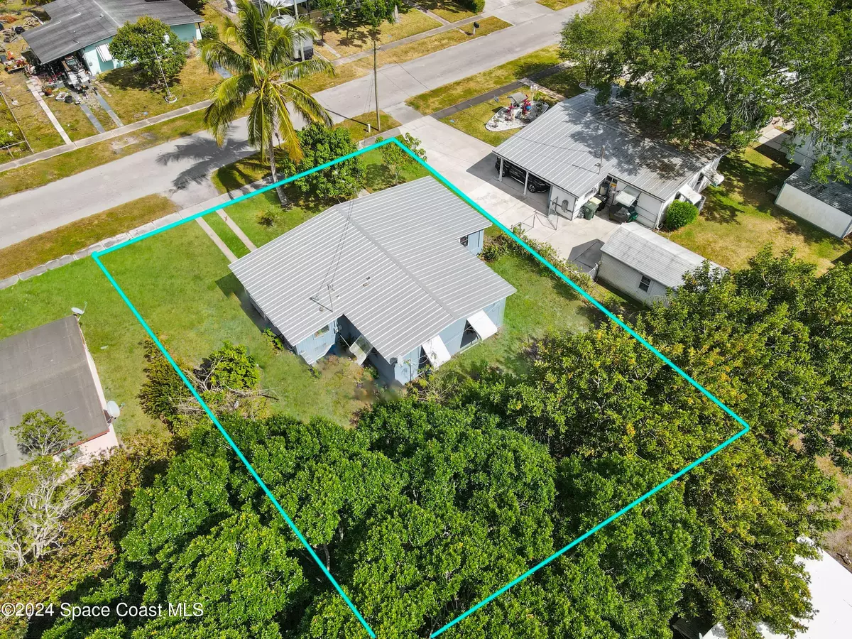 Ft. Pierce, FL 34950,2107 Golfview Court