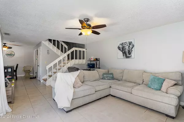 Palm Bay, FL 32905,3816 Vista Oaks CIR NE