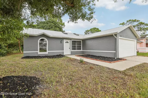 1235 Giralda CIR NW, Palm Bay, FL 32907