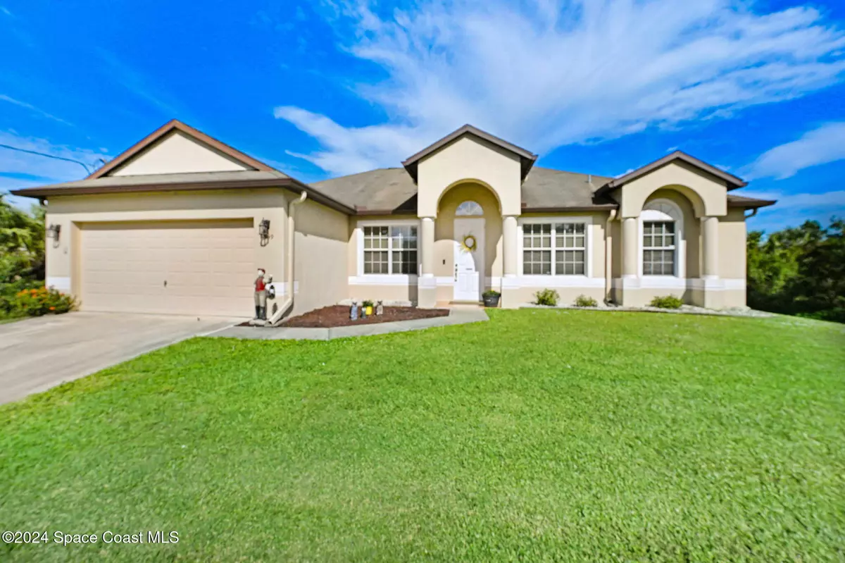 Palm Bay, FL 32908,549 Forrest Hills ST SW