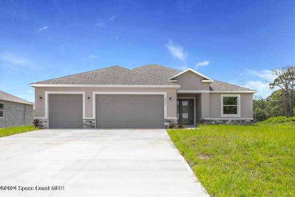 812 Coconut ST SE, Palm Bay, FL 32909