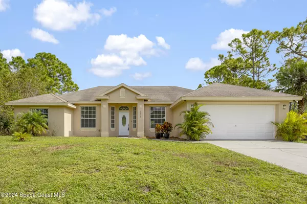 2815 Foxglove AVE SW, Palm Bay, FL 32908