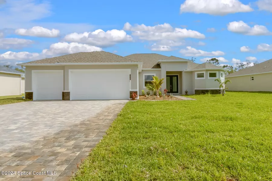 2602 Flintstone AVE SE, Palm Bay, FL 32909