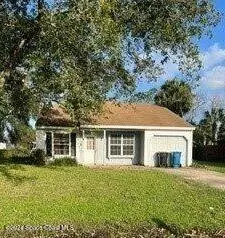 827 Isar AVE NW, Palm Bay, FL 32907