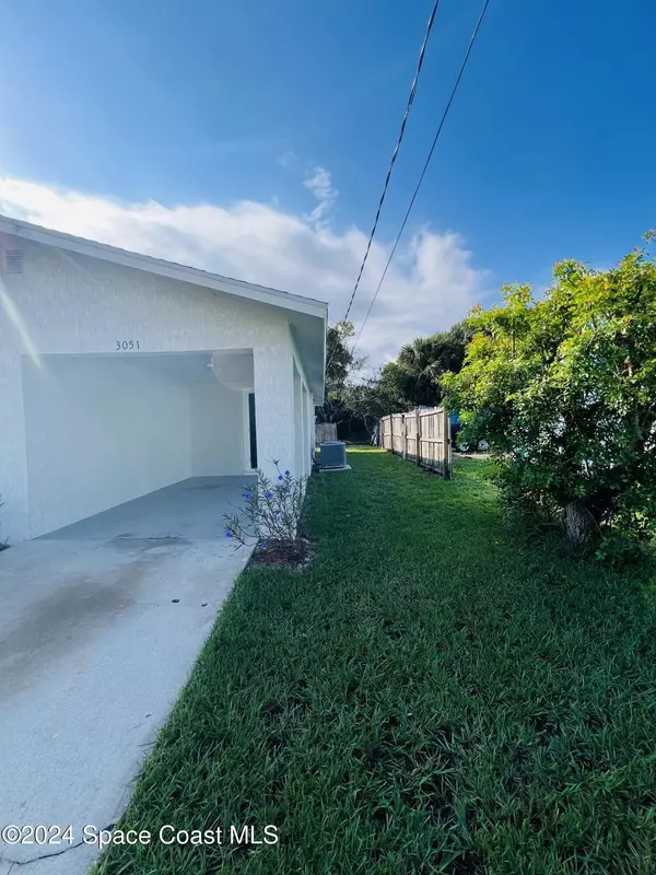 Vero Beach, FL 32967,3051 44th LN