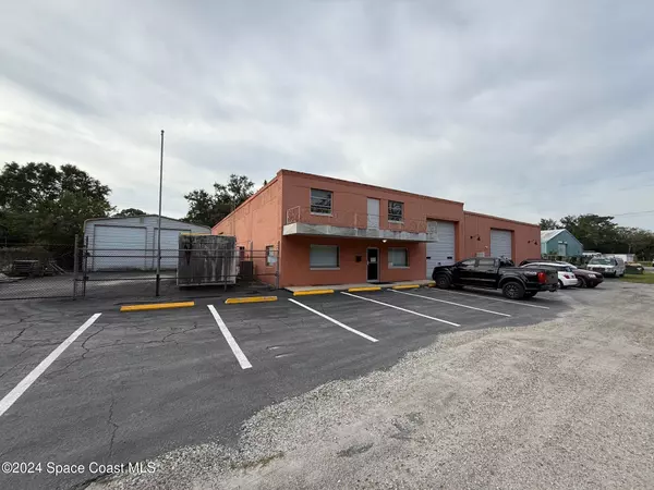 2075-2095 Silver Star RD, Titusville, FL 32796