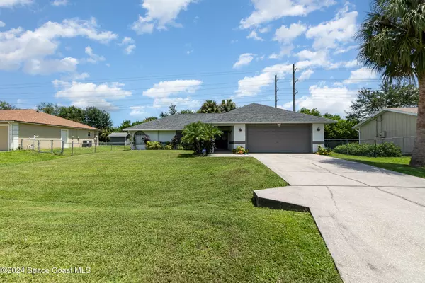 Palm Bay, FL 32907,711 Glencove AVE NW