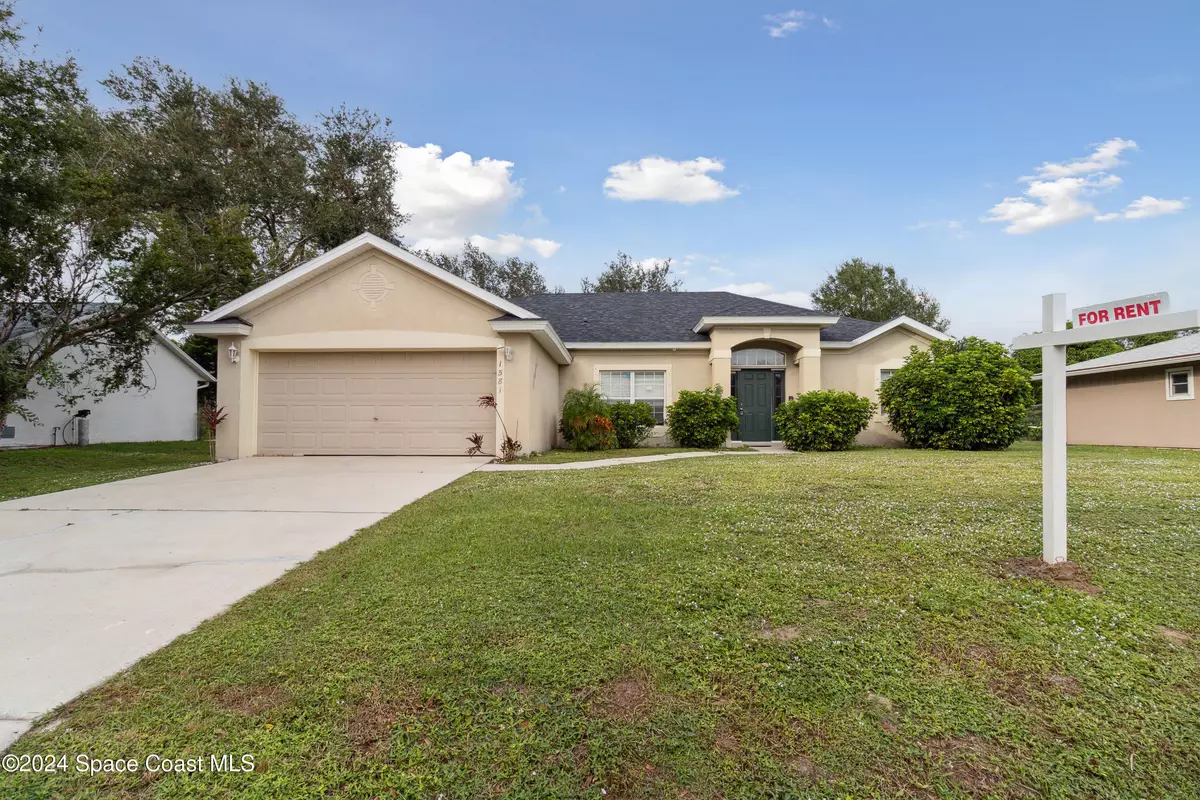 Palm Bay, FL 32907,1581 Zaffer ST NW