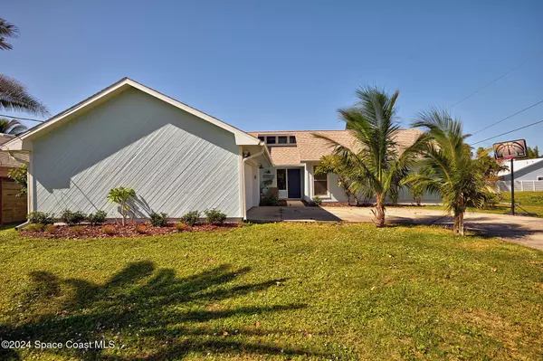 5016 Malabar BLVD, Melbourne Beach, FL 32951