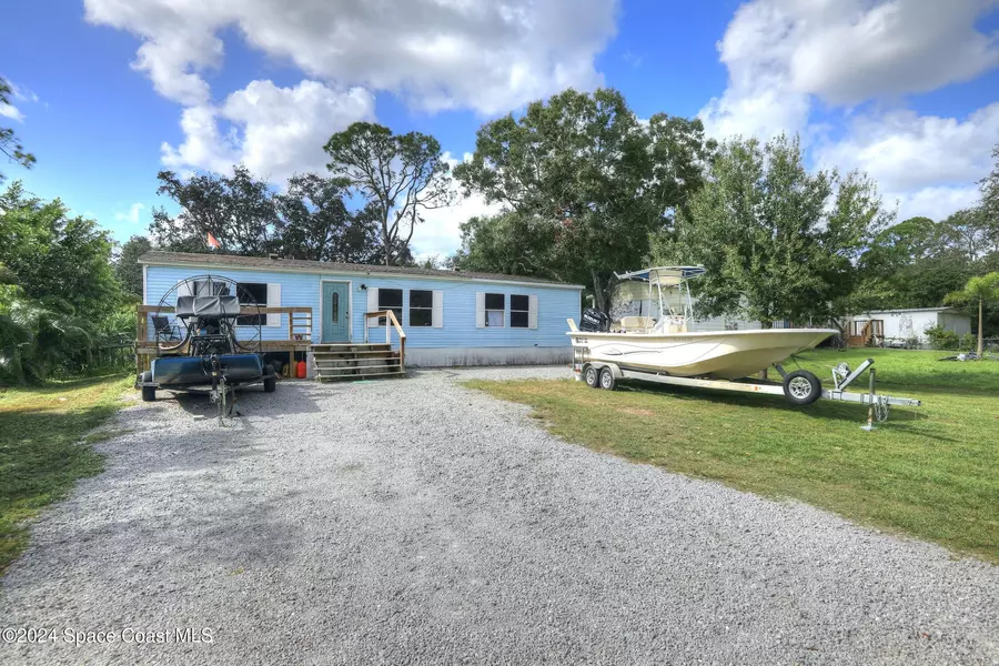 192 S Maple ST, Fellsmere, FL 32948