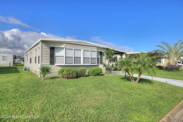 Barefoot Bay, FL 32976,625 Oleander CIR