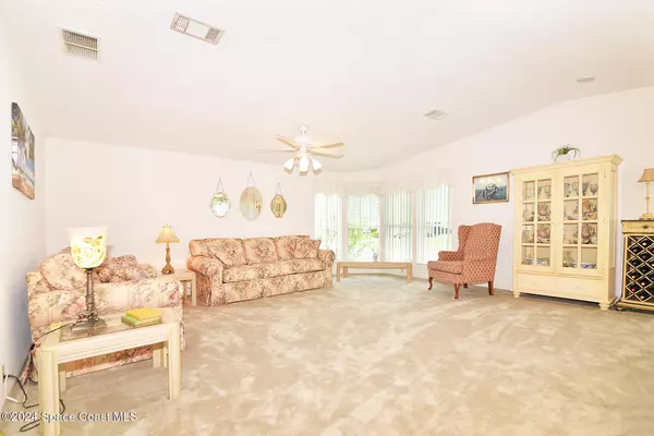 Barefoot Bay, FL 32976,614 Marlin CIR