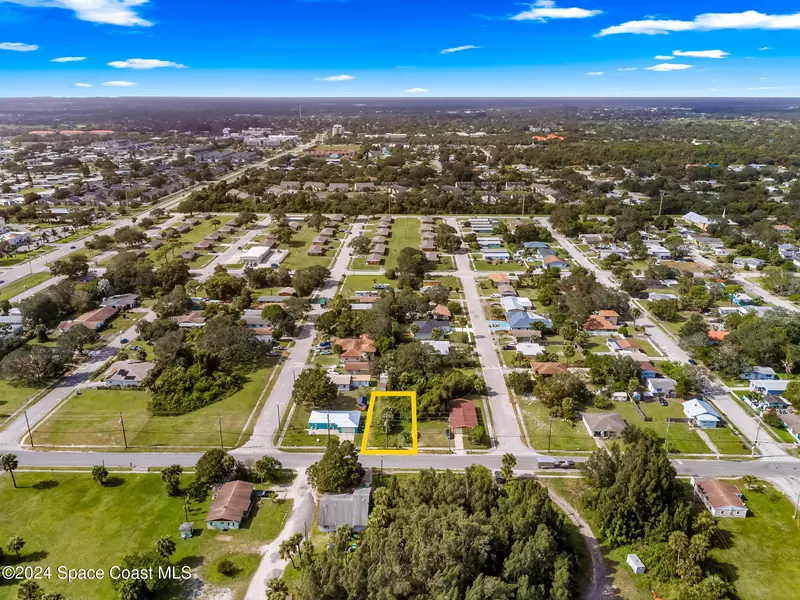 2816 S Grant ST, Melbourne, FL 32901