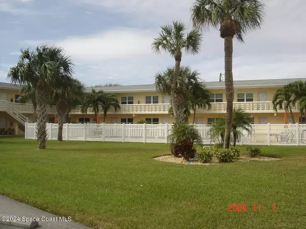 7801 Ridgewood AVE #7, Cape Canaveral, FL 32920