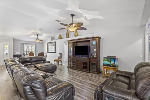 Port St Lucie, FL 34953,415 SW Ryder ST