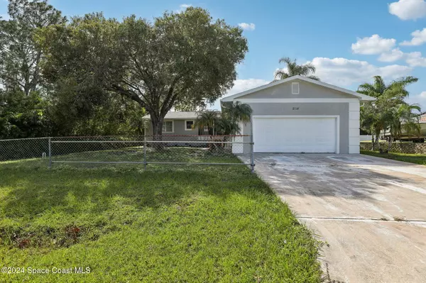 2118 Trillo RD SE, Palm Bay, FL 32909