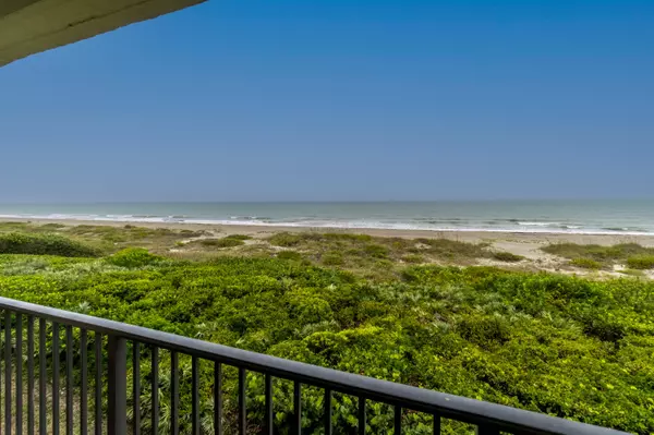 2815 S Atlantic AVE #303, Cocoa Beach, FL 32931