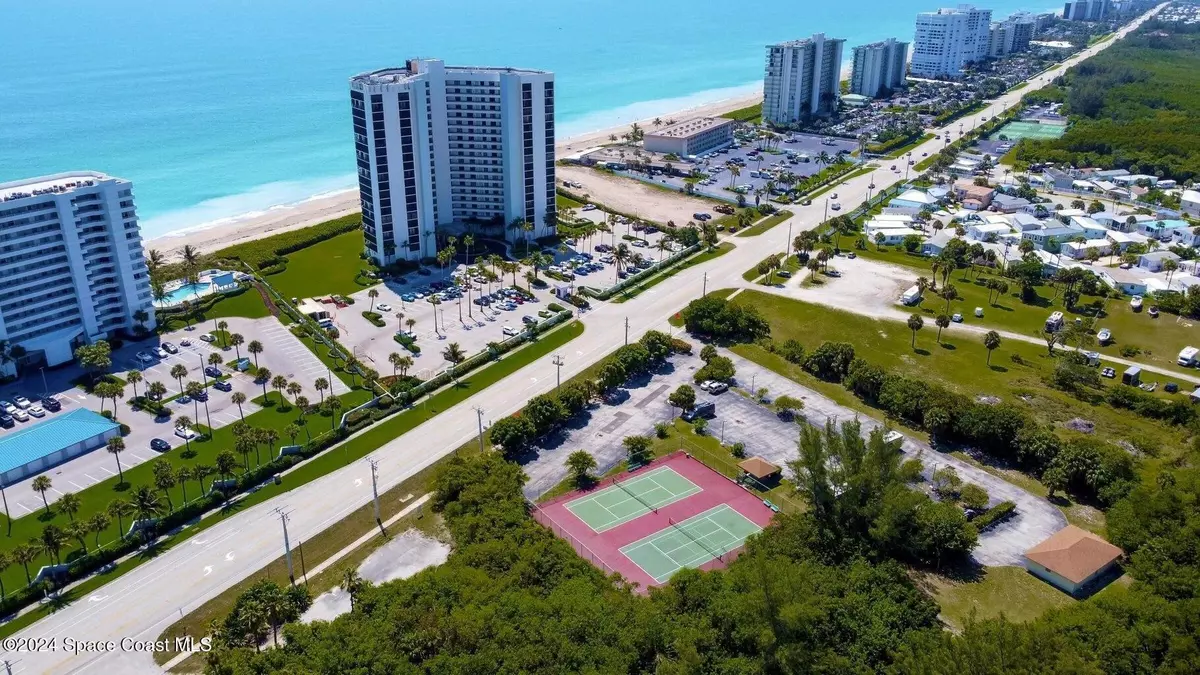 Jensen Beach, FL 34957,9650 S Ocean DR #402