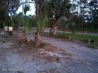 Interlachen, FL 32148,882 County Road 310