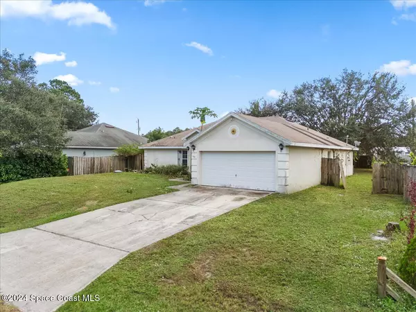 Palm Bay, FL 32909,300 Bali ST SE