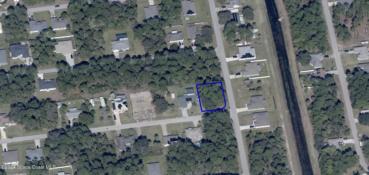 403 Lackland ST SW, Palm Bay, FL 32908