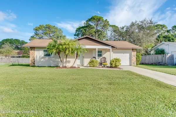 1021 Pope ST NW, Palm Bay, FL 32907