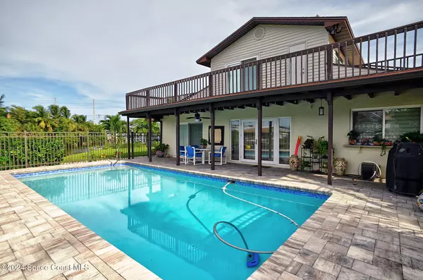 Indian Harbour Beach, FL 32937,7 Yacht Club LN
