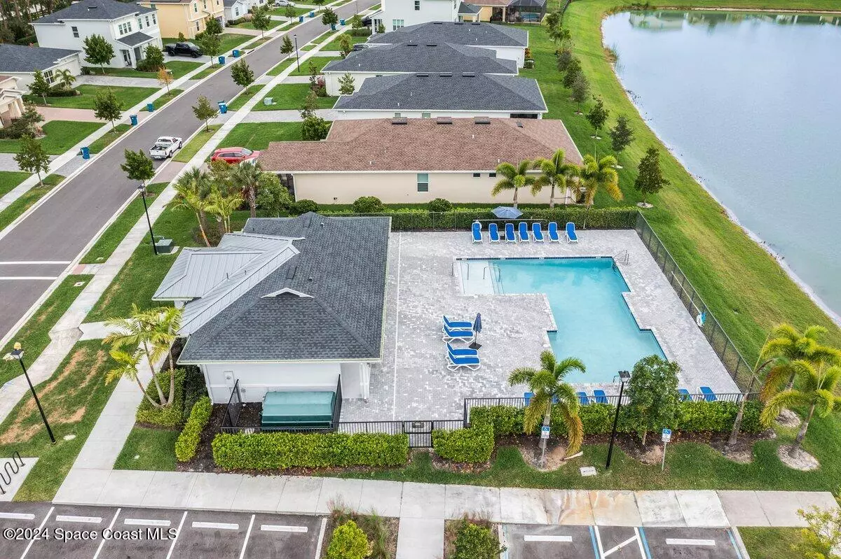 Palm Bay, FL 32907,544 Veridian CIR NW