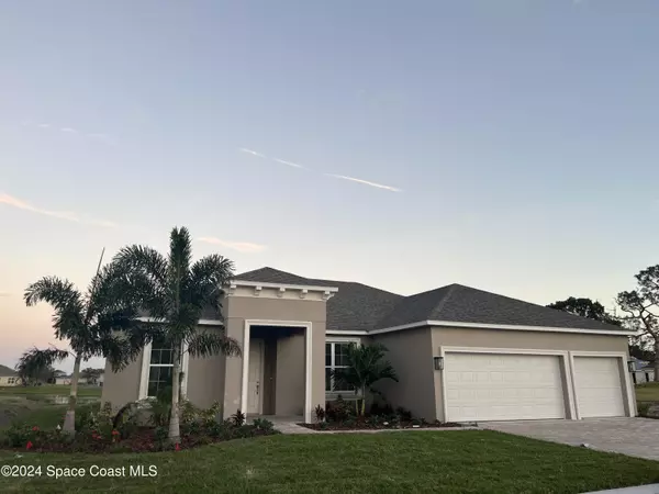 733 Clancy AVE NE, Palm Bay, FL 32905