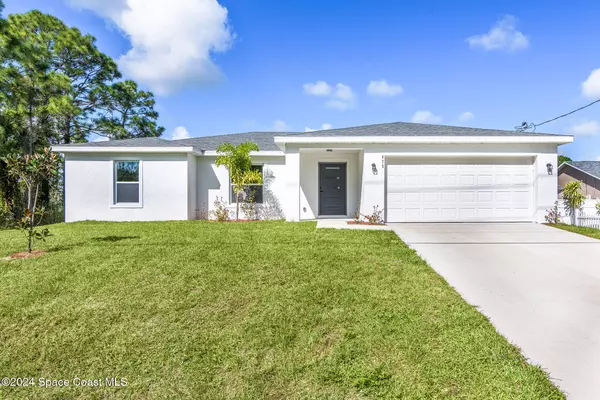 675 Paigo ST SE, Palm Bay, FL 32909