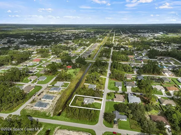 Palm Bay, FL 32908,2388 Harbison AVE SW