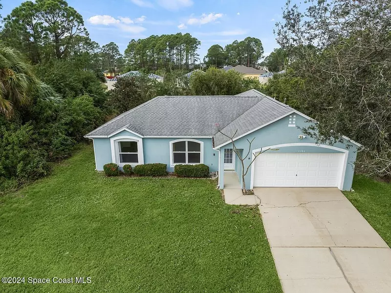 2388 Harbison AVE SW, Palm Bay, FL 32908