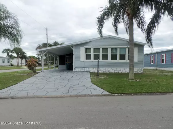 601 Marlin CIR, Barefoot Bay, FL 32976