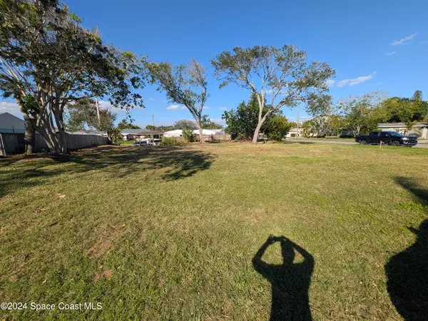 405 Watts WAY,  Cocoa Beach,  FL 32931