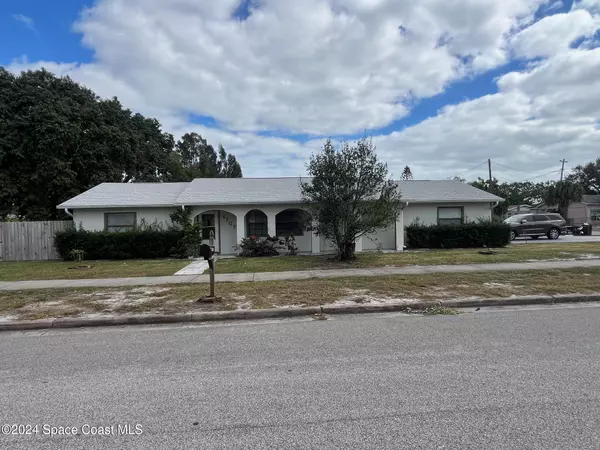 1707 Pine ST, Melbourne, FL 32901