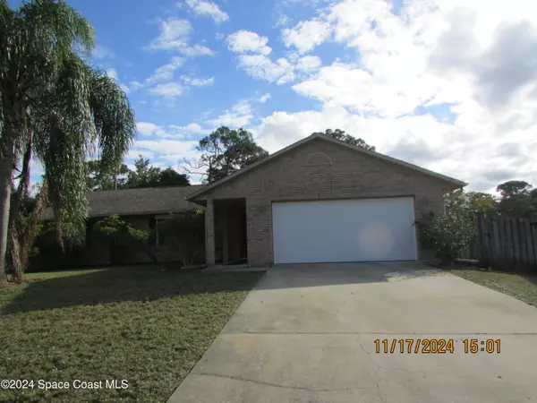 818 Americana BLVD NW, Palm Bay, FL 32907